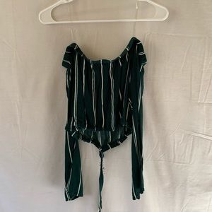 Cropped Long sleeved tie shirt